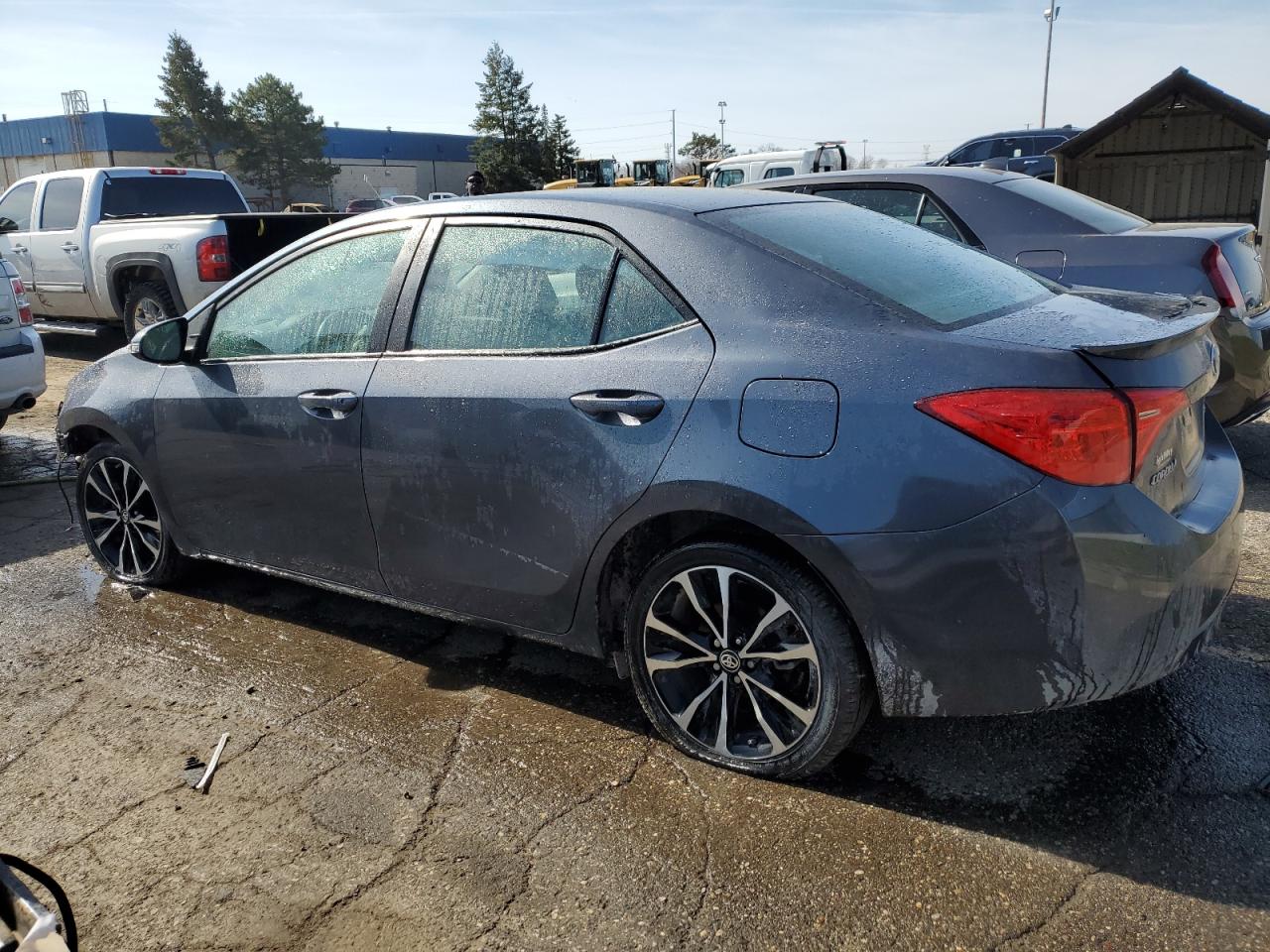 2019 Toyota Corolla L VIN: 2T1BURHE1KC165744 Lot: 46501664