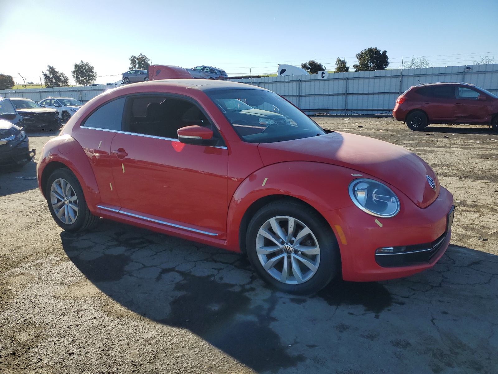 2014 Volkswagen Beetle vin: 3VWJL7AT9EM609425