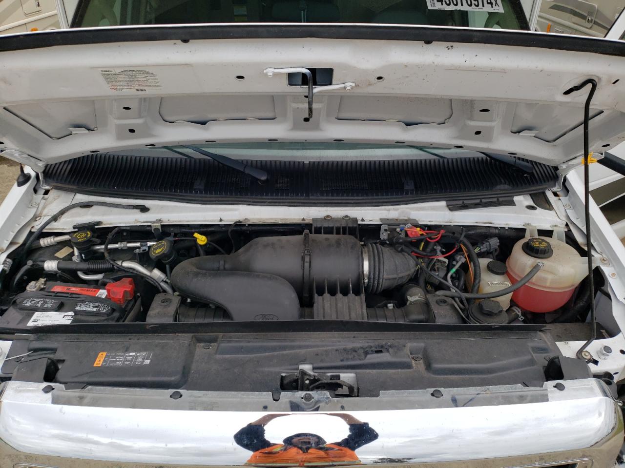 2018 Ford Econoline E450 Super Duty Cutaway Van VIN: 1FDXE4FS0JDC30644 Lot: 45676974