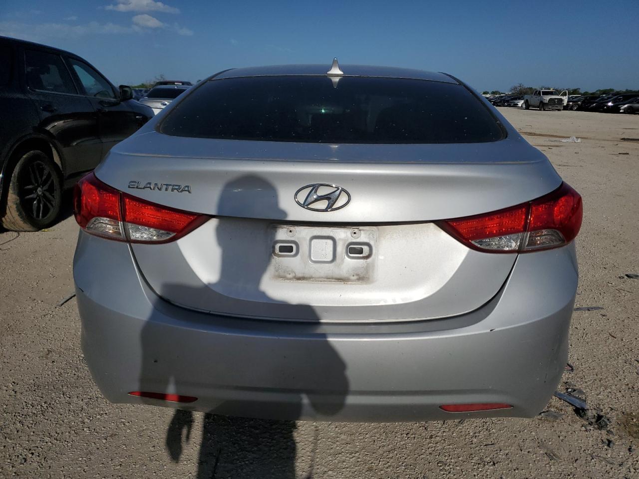 5NPDH4AE1DH317404 2013 Hyundai Elantra Gls