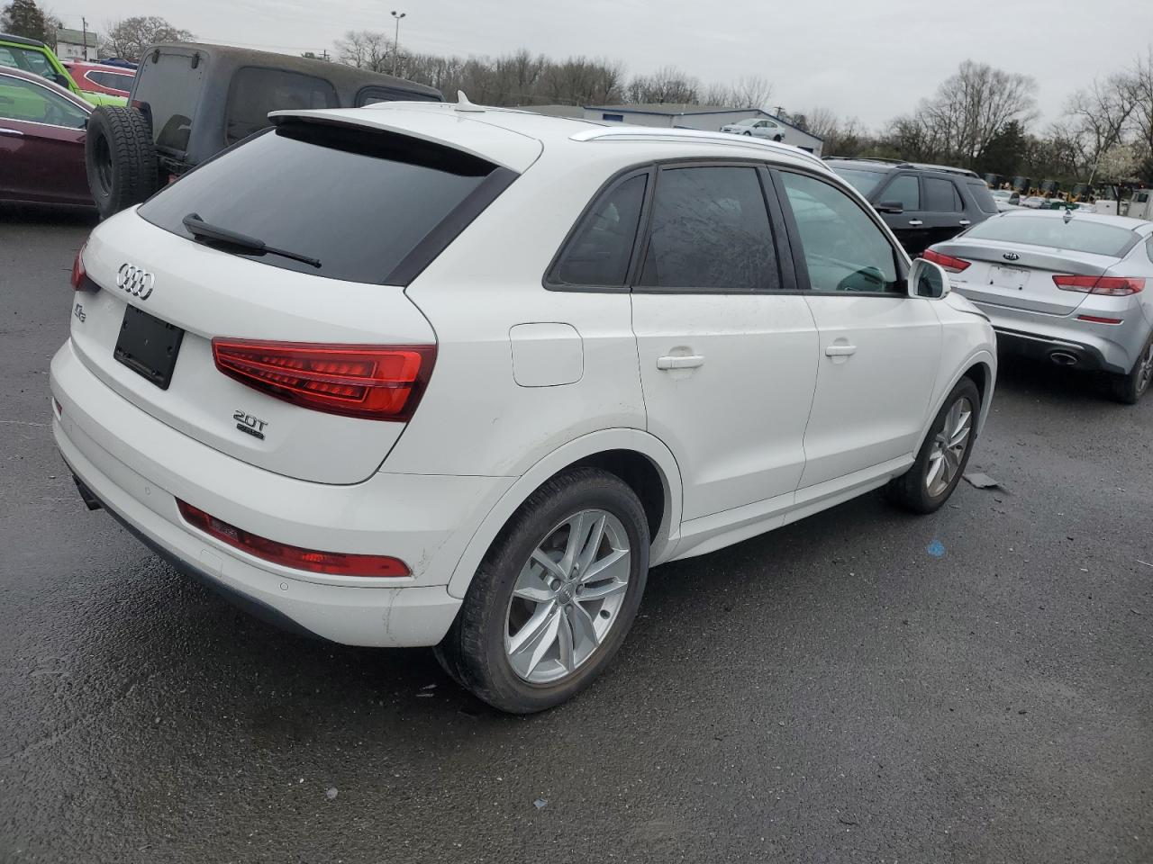 WA1ECCFSXHR008129 2017 Audi Q3 Premium