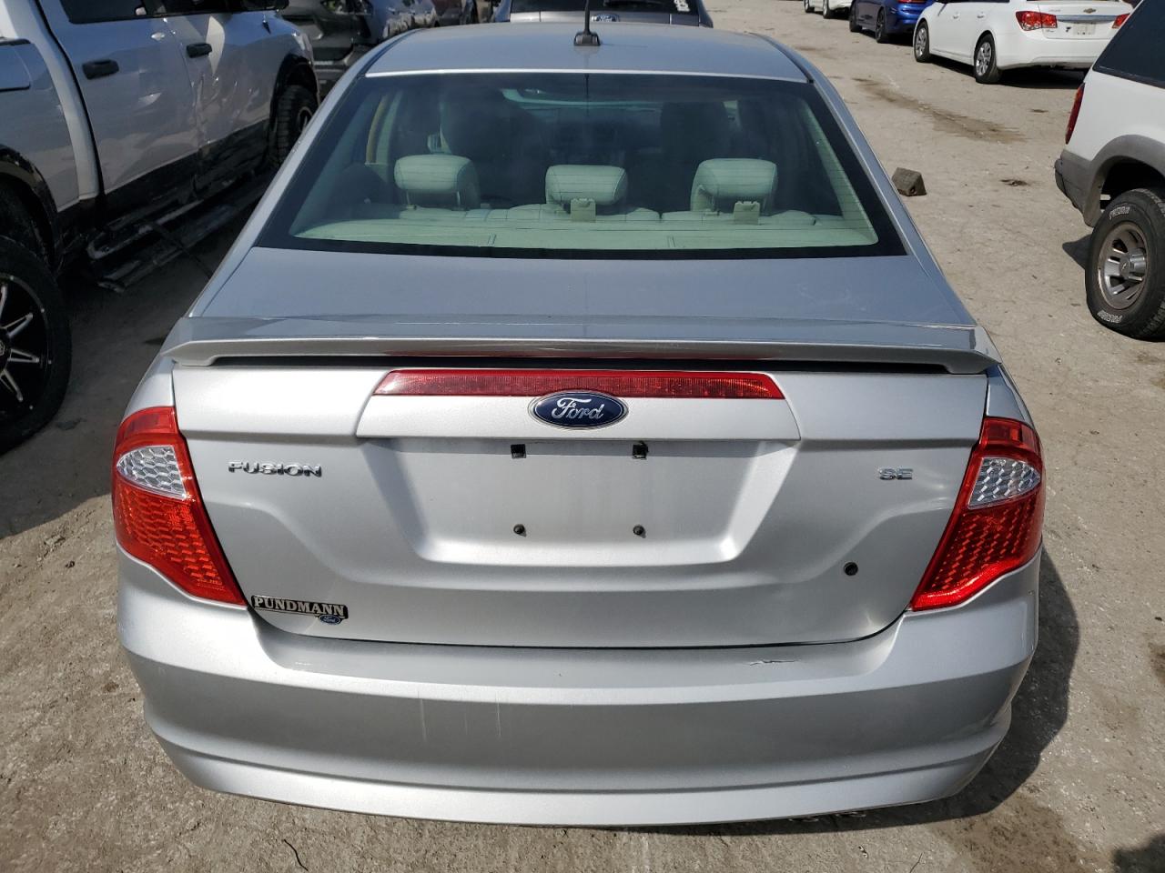 3FAHP0HA3AR403067 2010 Ford Fusion Se