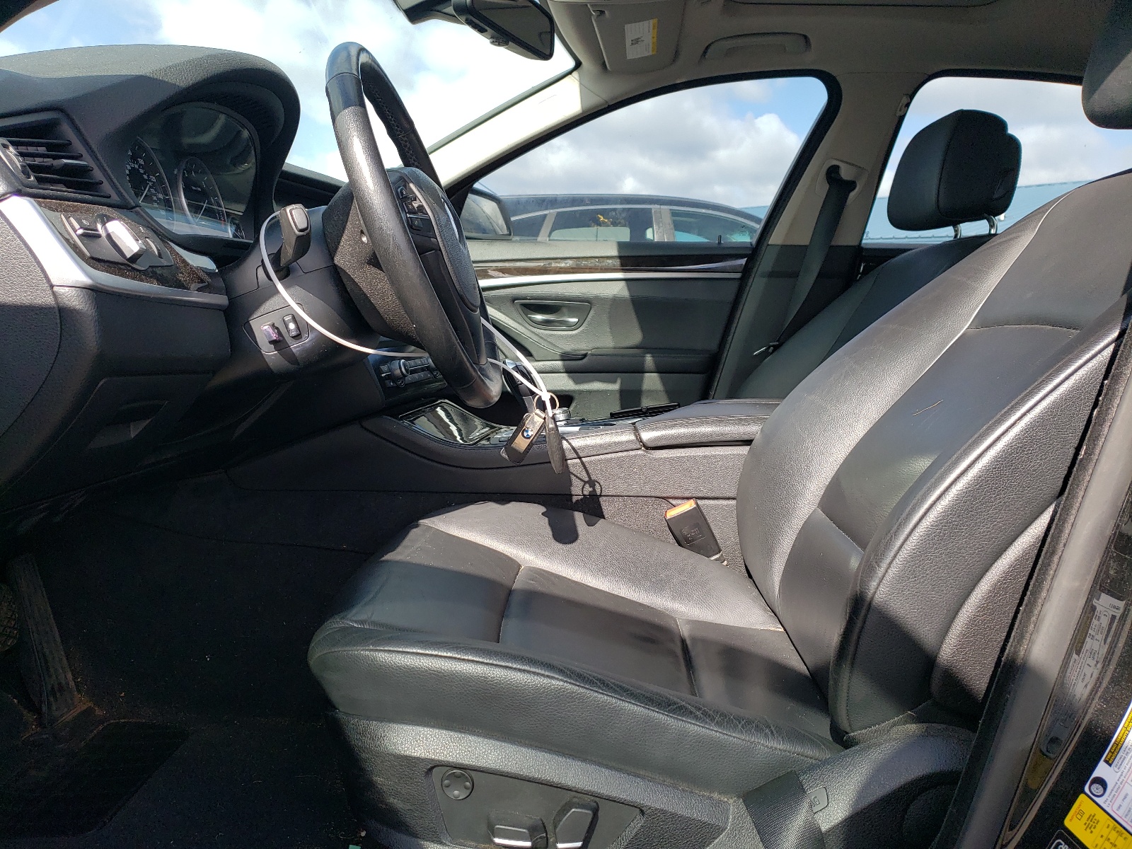 WBAXH5C56CDW08692 2012 BMW 528 Xi