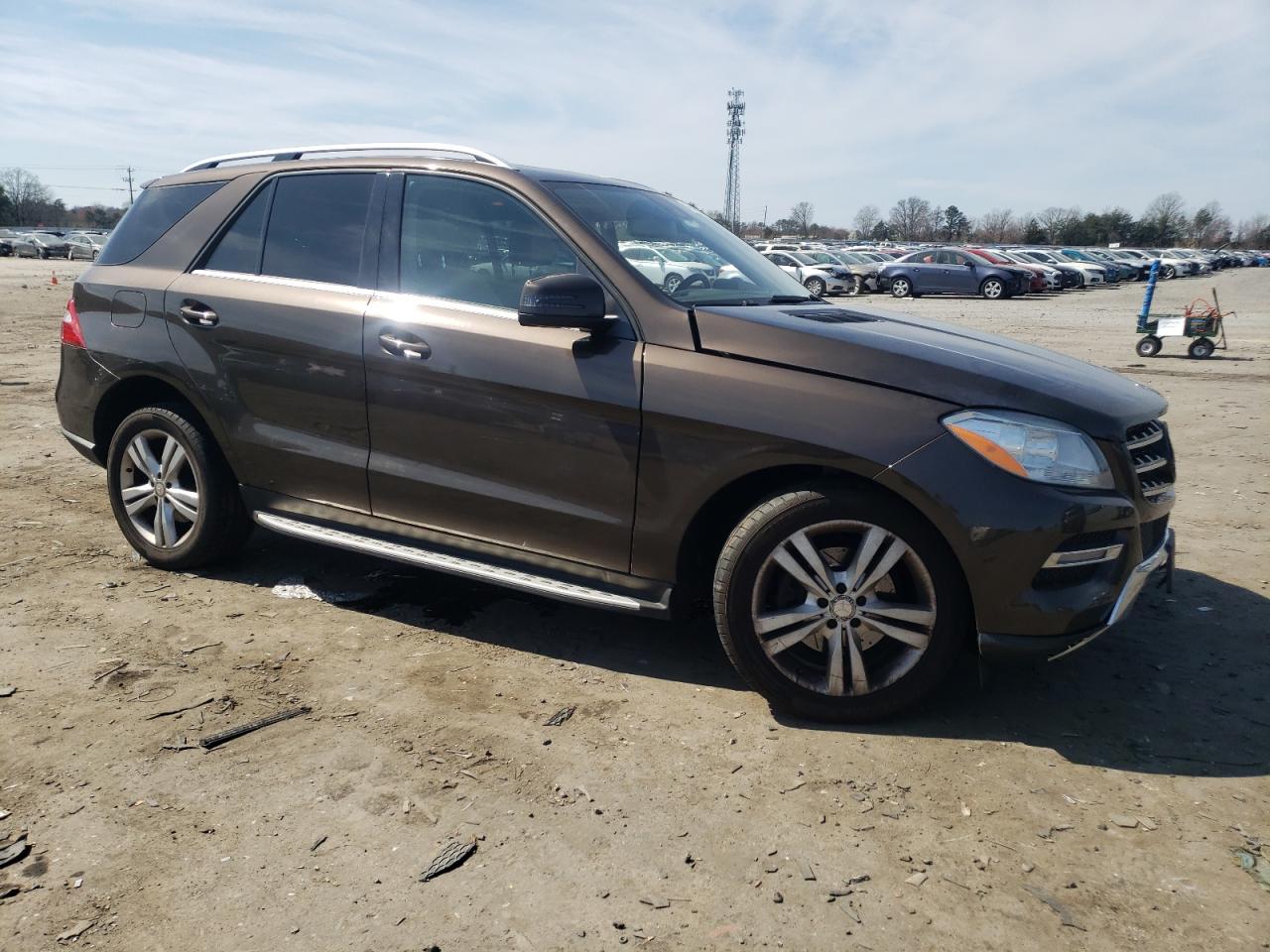 VIN 4JGDA2EB7EA330395 2014 MERCEDES-BENZ M-CLASS no.4