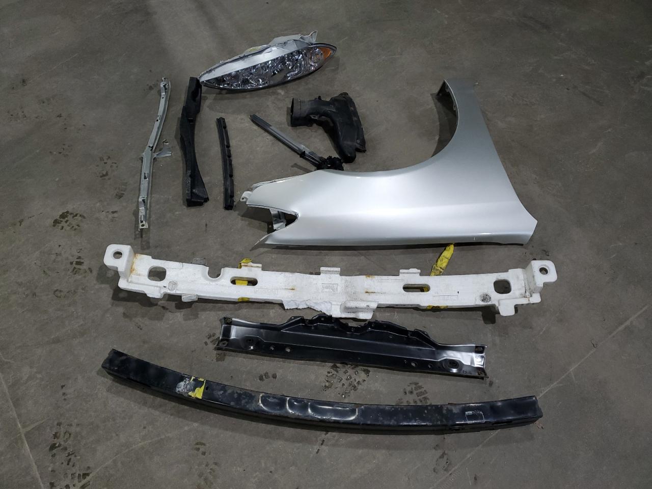 2005 Toyota Camry Le VIN: JTDBF32K950164930 Lot: 48507334