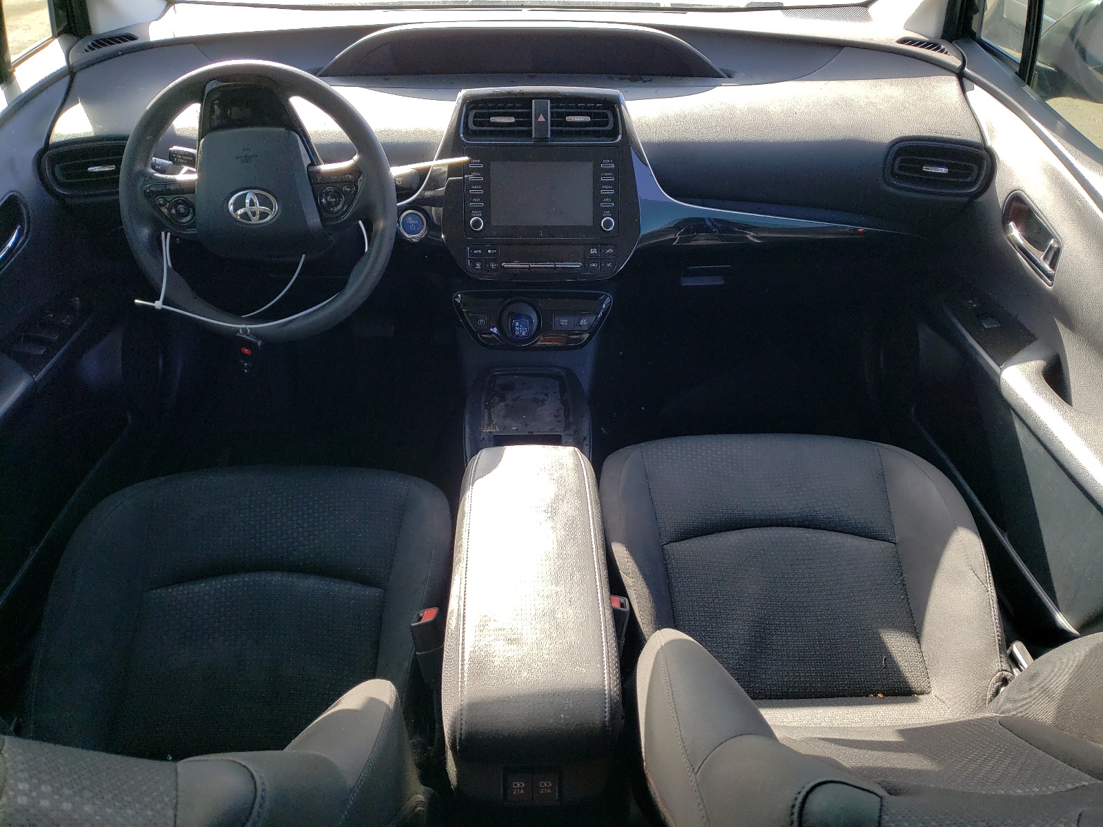 JTDKARFU5L3120979 2020 Toyota Prius L