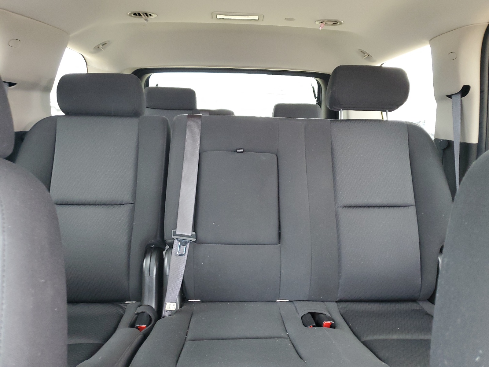 1GNUCAE06AR238379 2010 Chevrolet Tahoe C1500 Ls