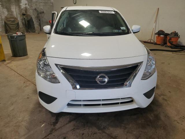  NISSAN VERSA 2019 Белый