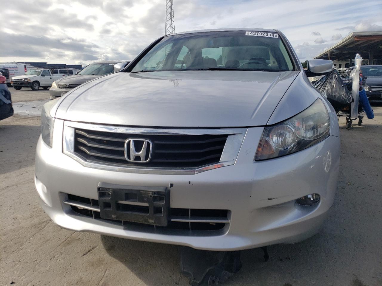 2010 Honda Accord - Image 5
