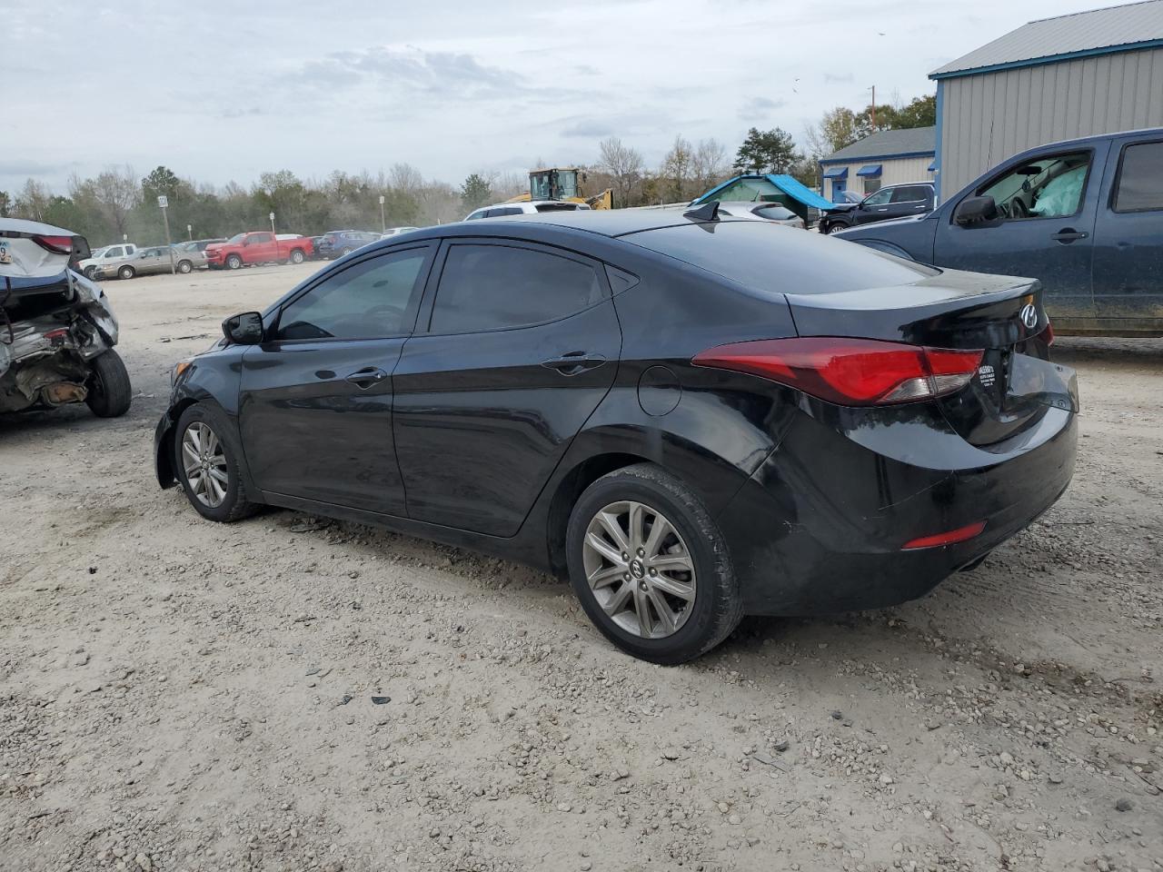 5NPDH4AE1FH650298 2015 Hyundai Elantra Se