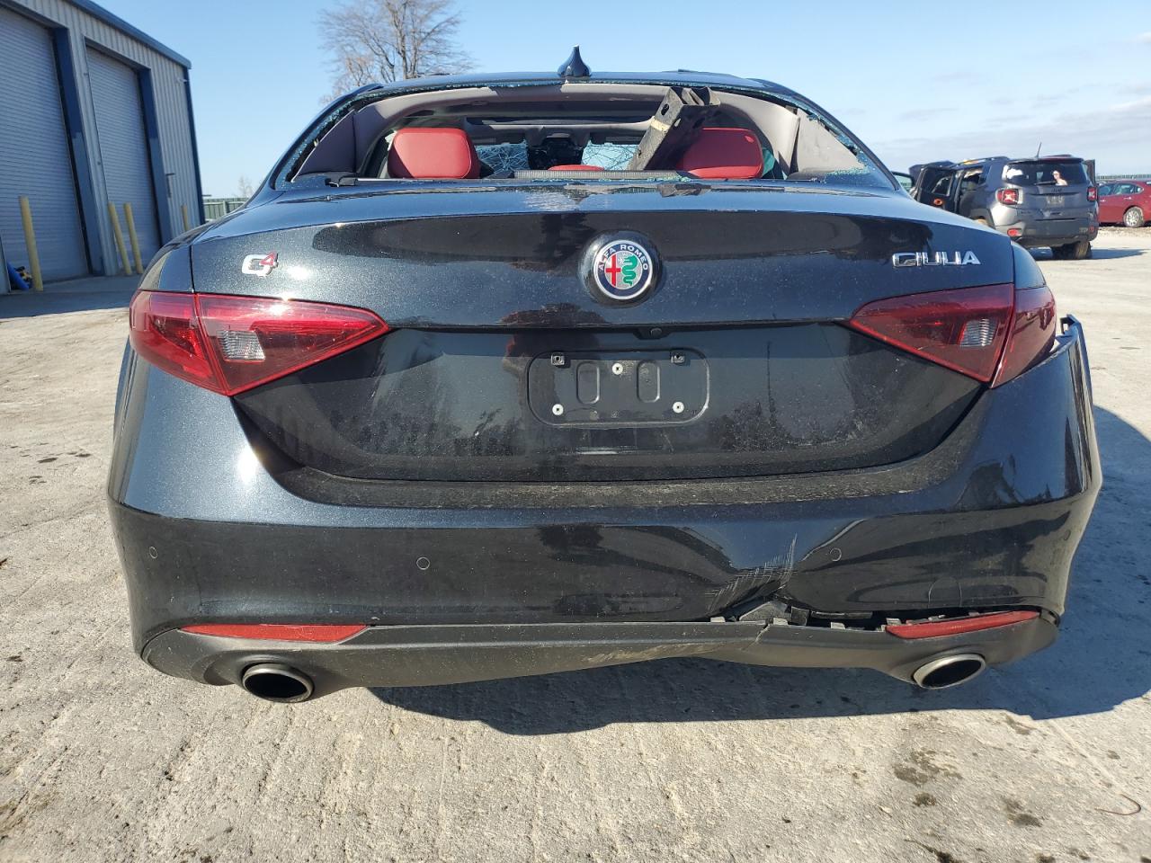 2020 Alfa Romeo Giulia - Image 6