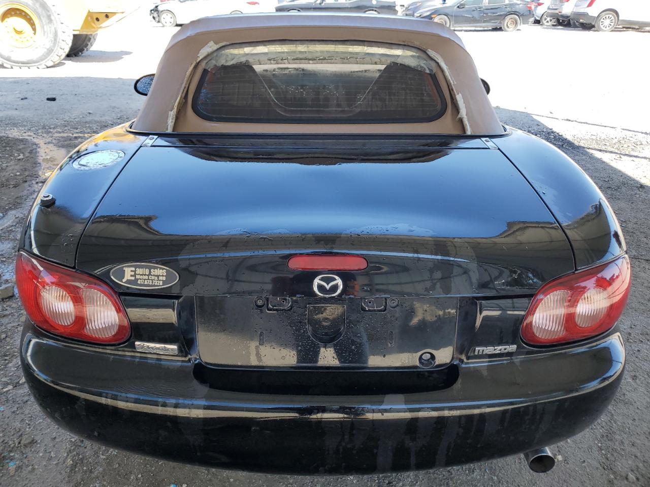 2001 Mazda Mx-5 Miata Base VIN: JM1NB353610215792 Lot: 67615914