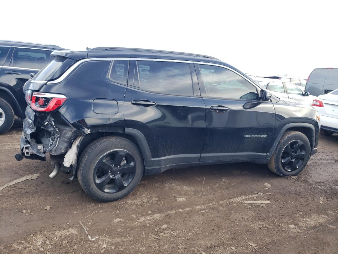 3C4NJCBB8KT726634 2019 Jeep Compass Latitude