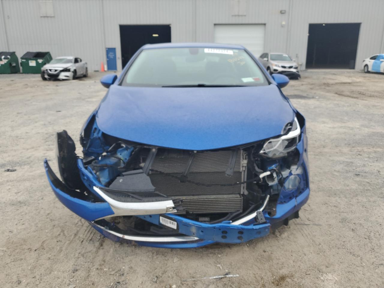 2019 Chevrolet Cruze - Image 5