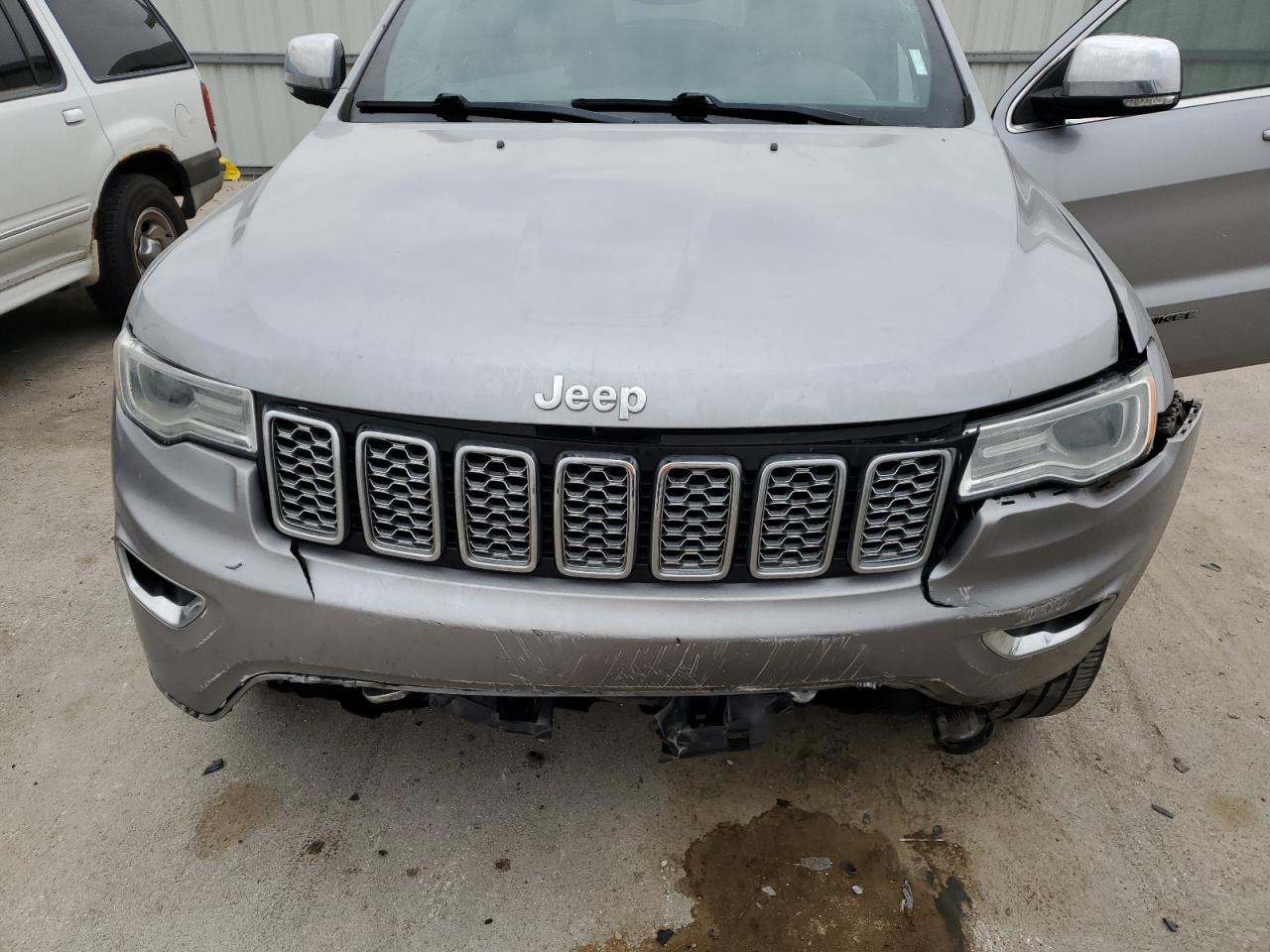 2018 Jeep Grand Cherokee Overland VIN: 1C4RJECG2JC442952 Lot: 45934104