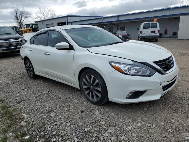  NISSAN ALTIMA 2017 Белый
