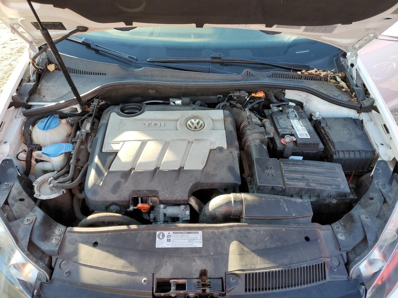 3VWPL7AJXBM630238 2011 Volkswagen Jetta Tdi