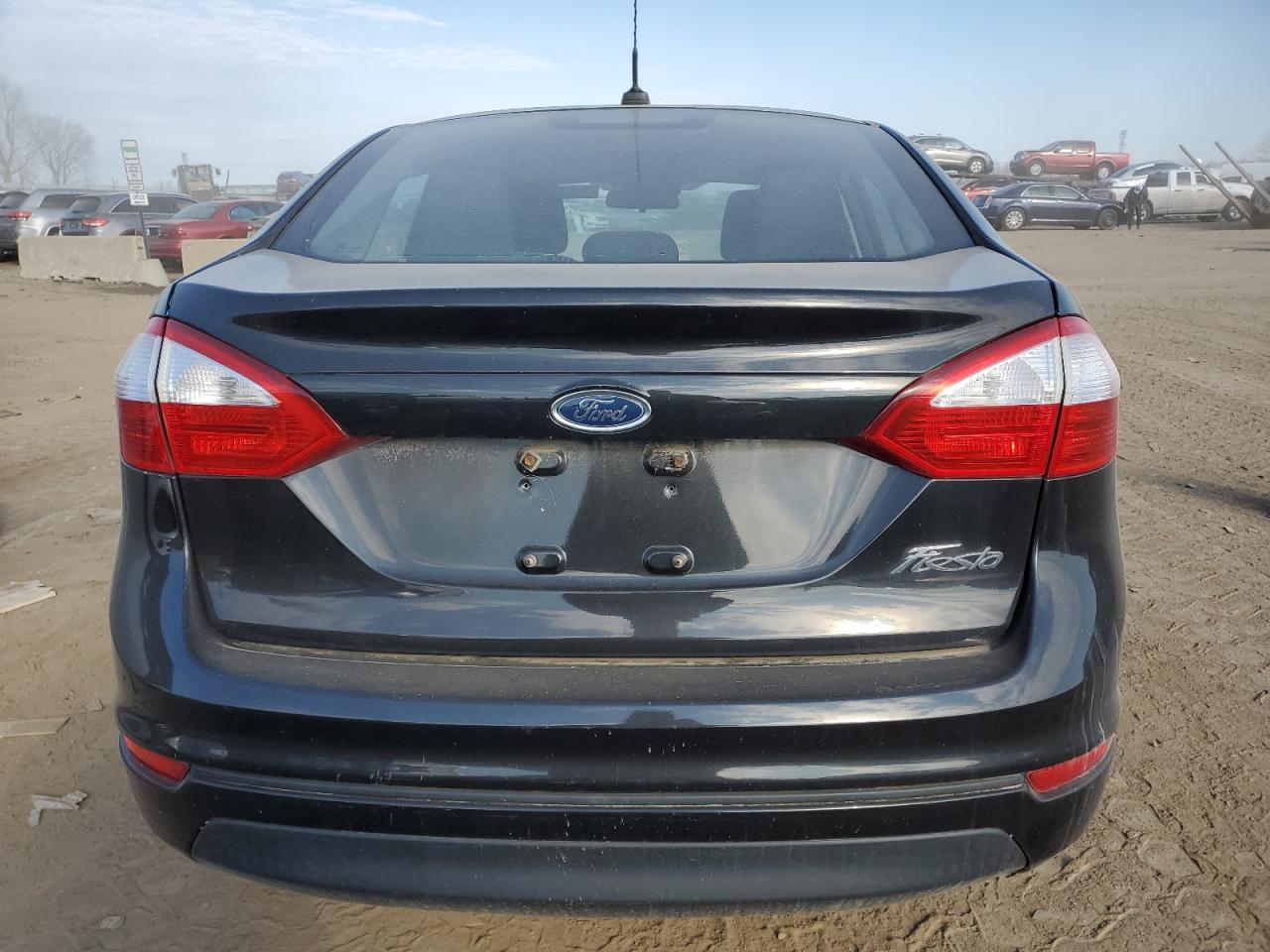 3FADP4AJ3FM178718 2015 Ford Fiesta S