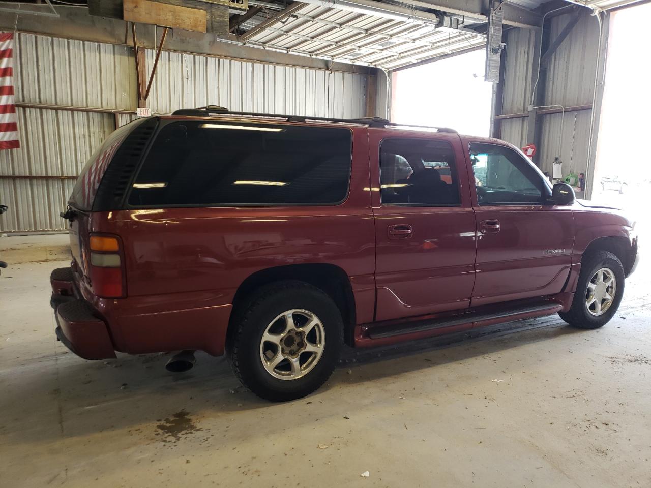 2002 GMC Denali Xl K1500 VIN: 1GKFK66U92J172644 Lot: 49002884