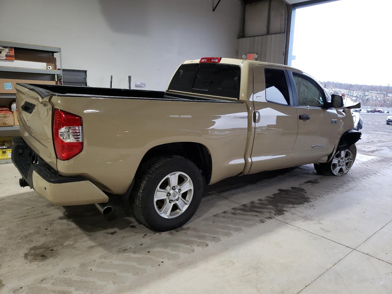 2019 Toyota Tundra - Image 3