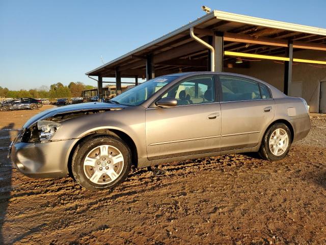 2004 Nissan Altima Base