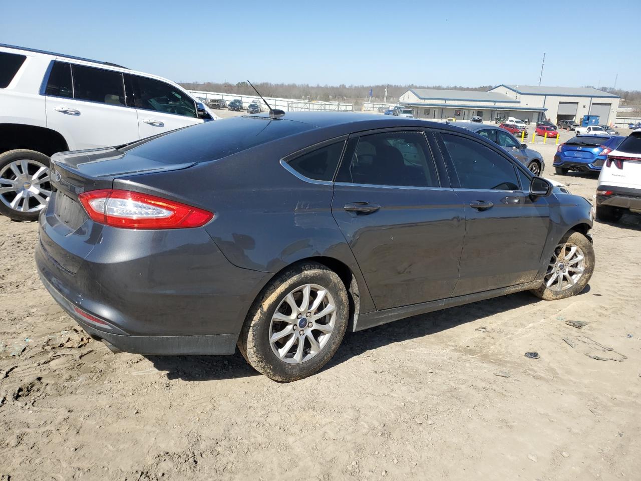 VIN 3FA6P0G73FR251134 2015 FORD FUSION no.3