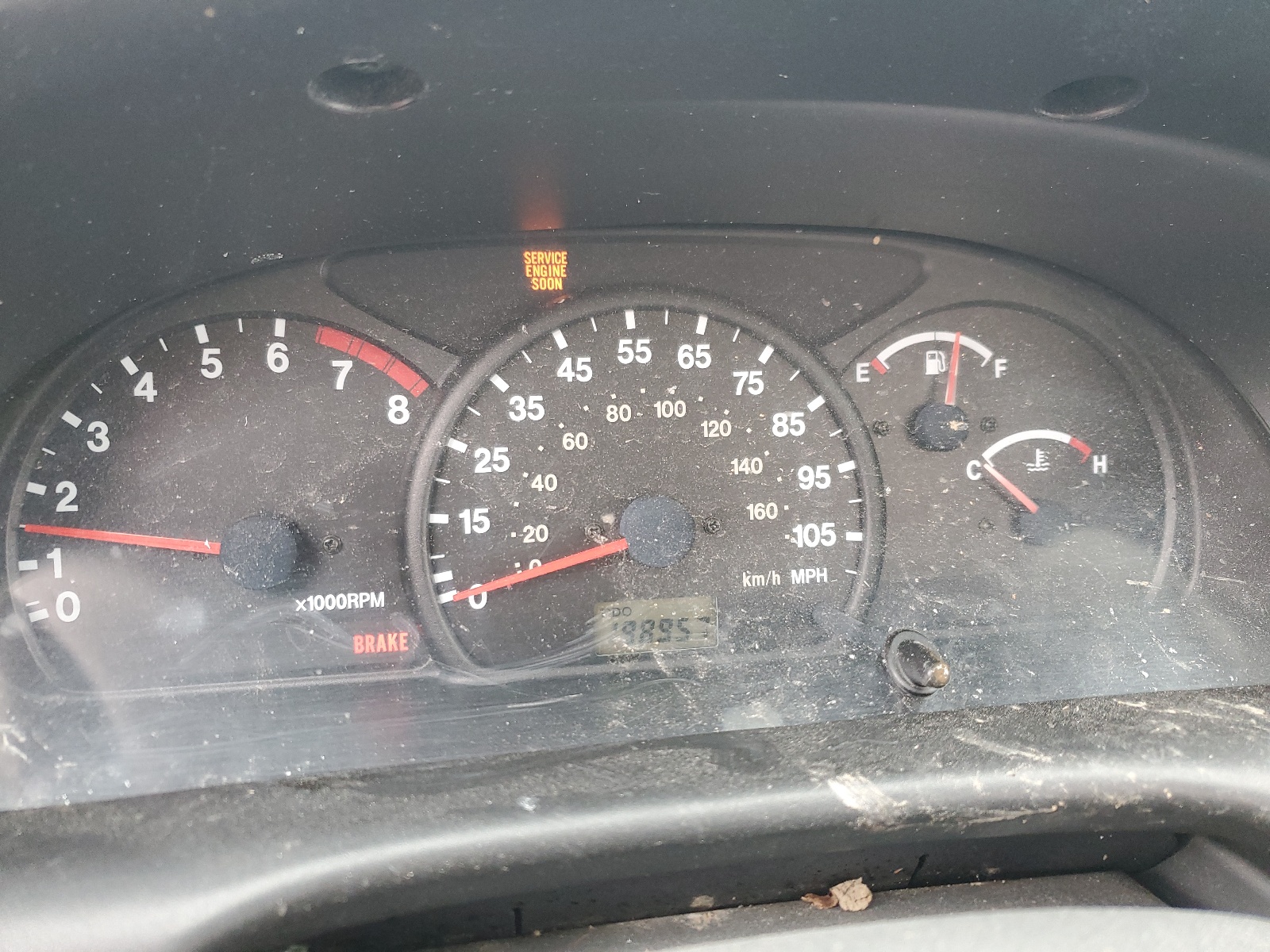 2CNBE18CX16932158 2001 Chevrolet Tracker