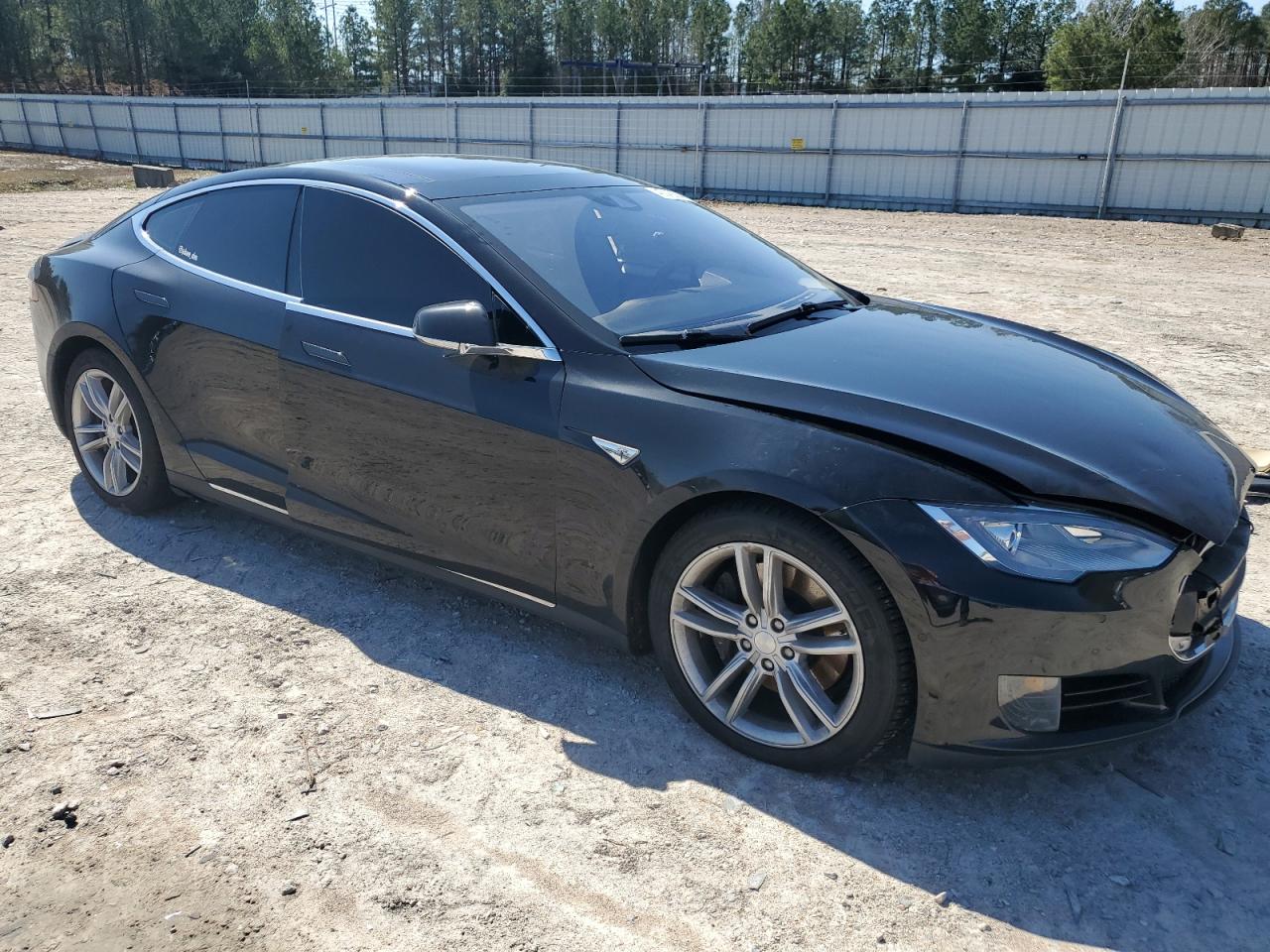 5YJSA1S27FF098948 2015 Tesla Model S 70D