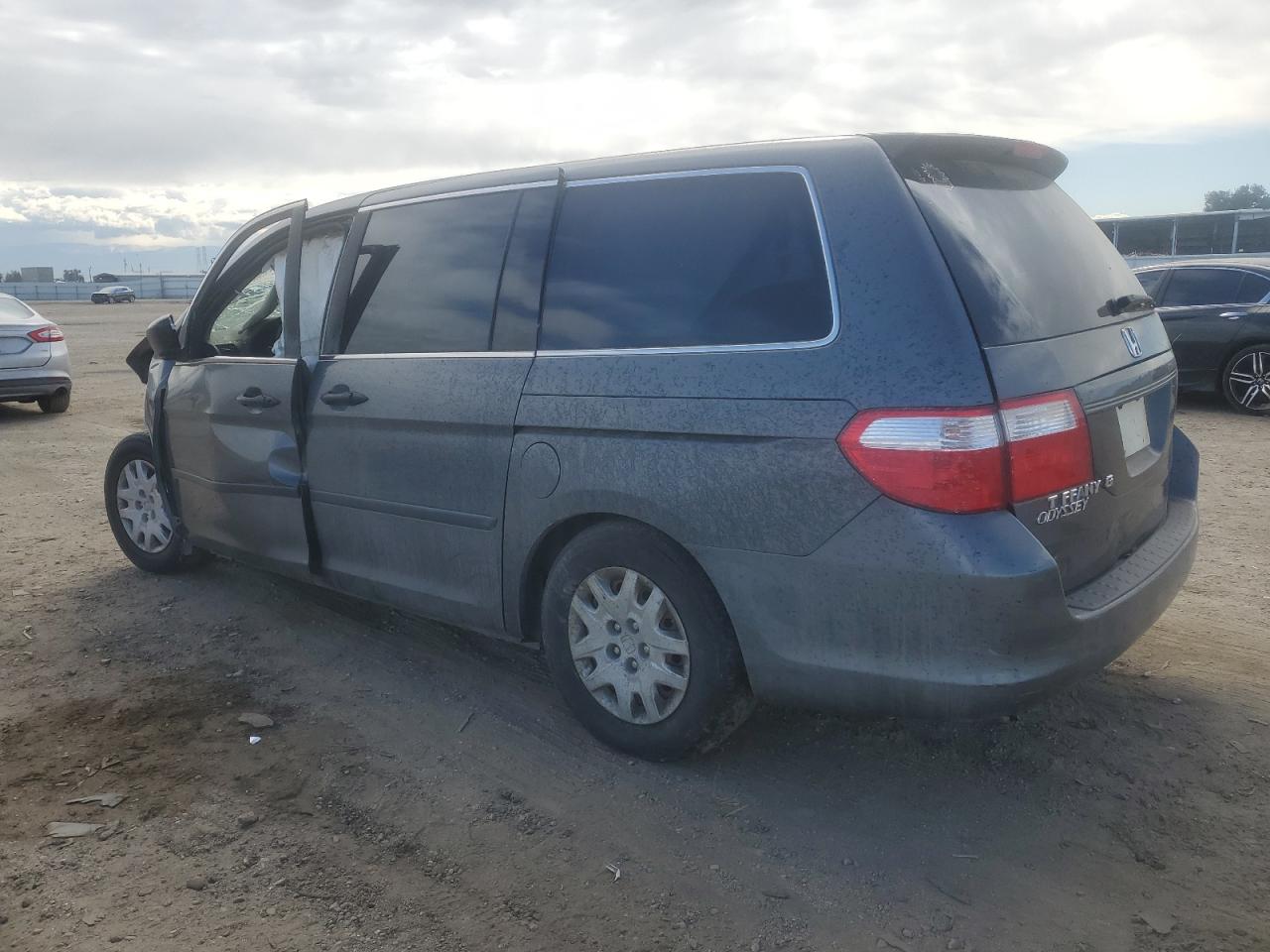 2007 Honda Odyssey Lx VIN: 5FNRL38237B110865 Lot: 46933504