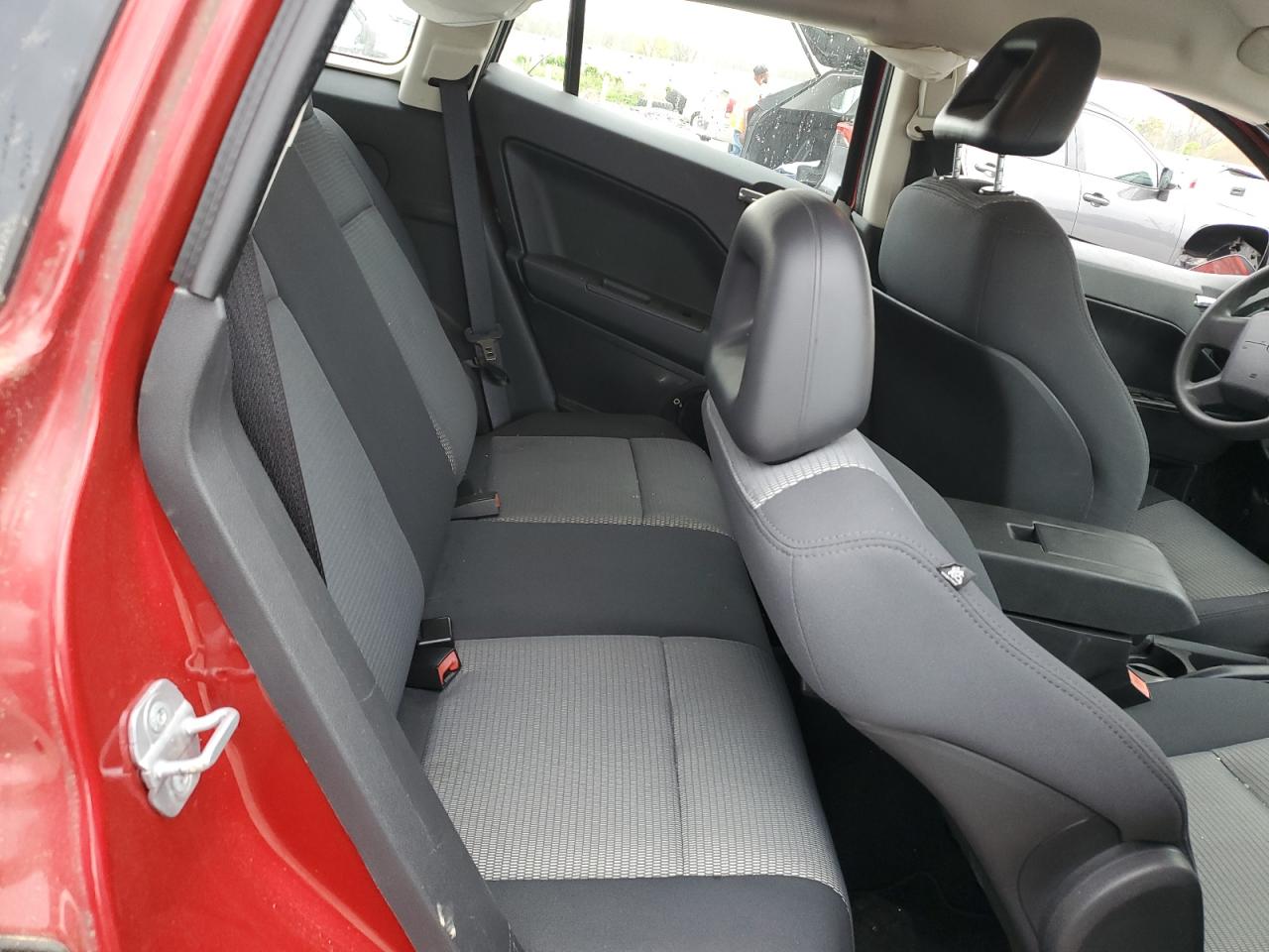 2009 Dodge Caliber - Image 10
