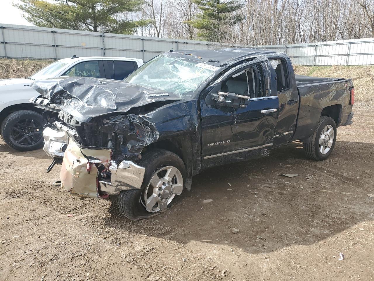 2016 Chevrolet Silverado K2500 Heavy Duty Ltz VIN: 1GC2KWE85GZ104784 Lot: 46972584