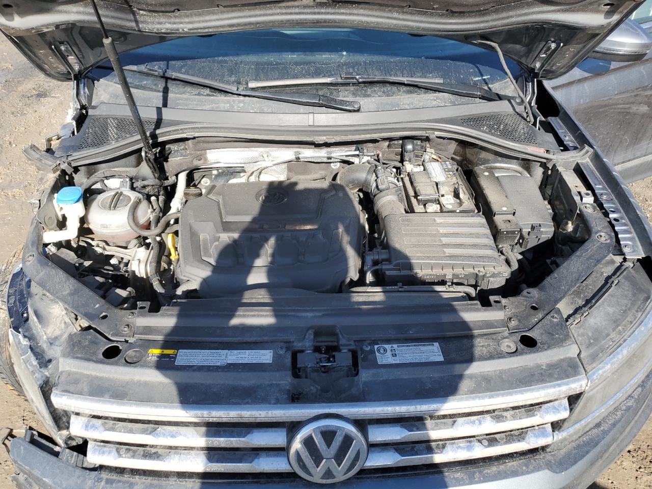 2018 Volkswagen Tiguan Sel Premium VIN: 3VV4B7AXXJM005125 Lot: 46919104