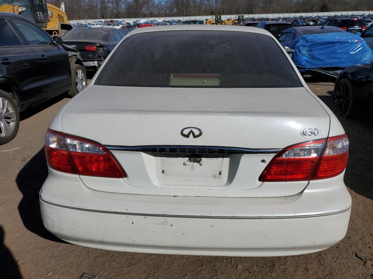 2001 Infiniti I30 VIN: JNKCA31A51T023324 Lot: 61622764