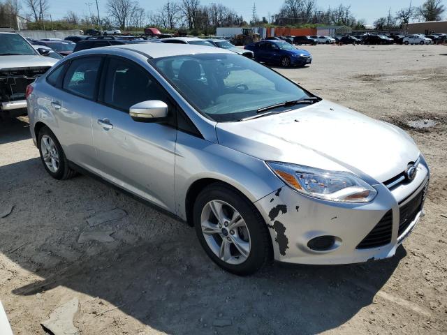 Sedans FORD FOCUS 2014 Silver