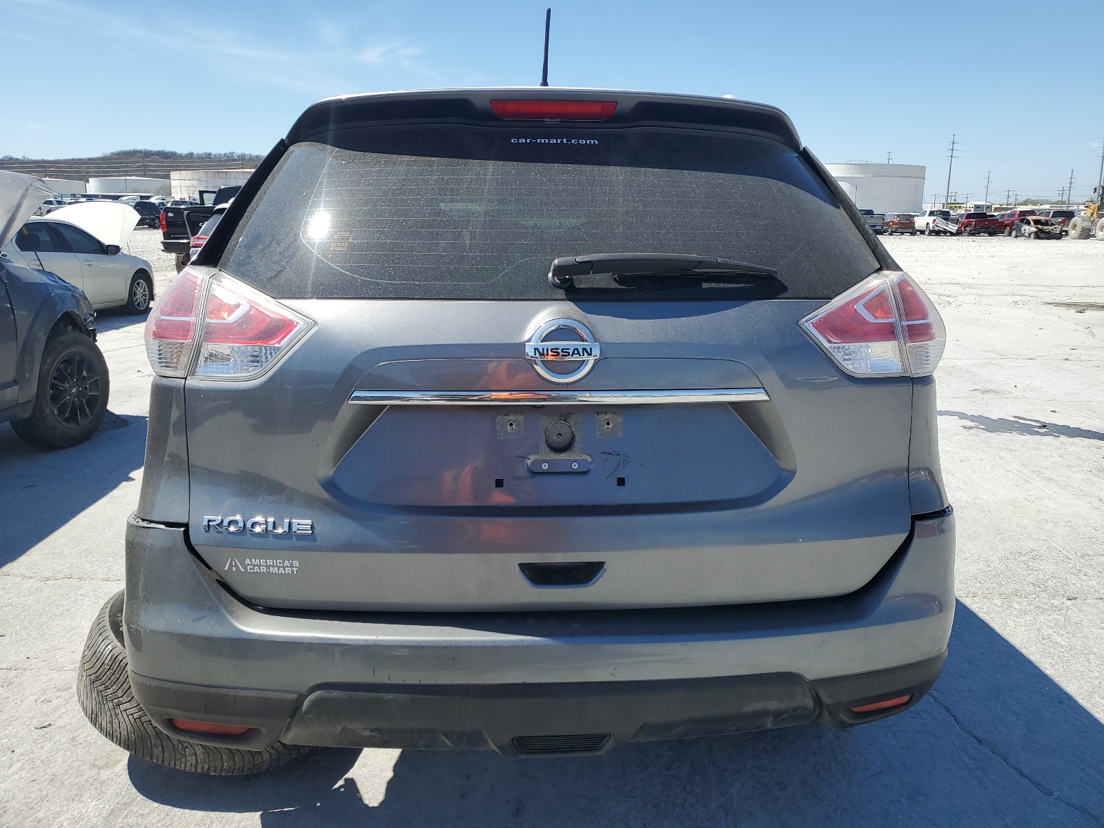 2016 Nissan Rogue S vin: JN8AT2MT9GW009075