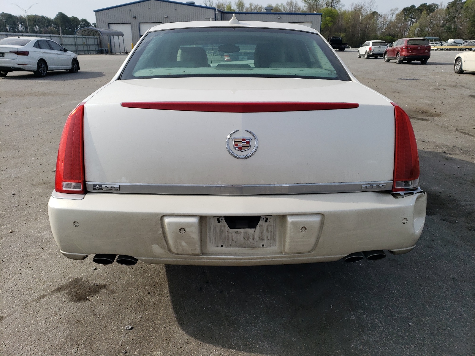 1G6KH5E61BU111036 2011 Cadillac Dts Premium Collection