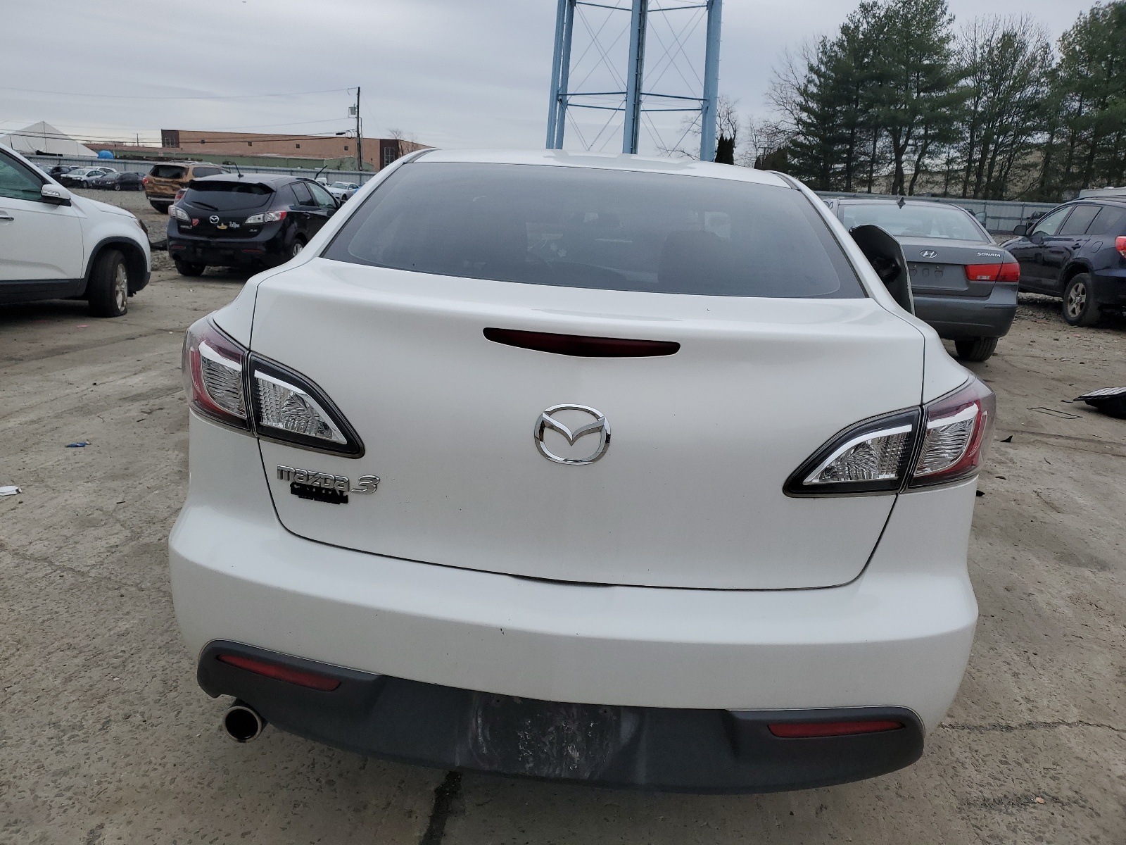 JM1BL1SG0A1285360 2010 Mazda 3 I