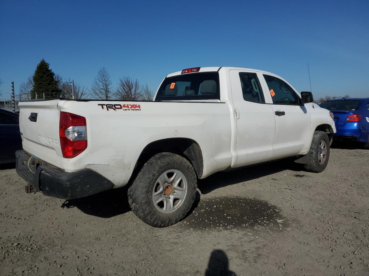 2016 Toyota Tundra Double Cab Sr/Sr5 VIN: 5TFUM5F17GX068557 Lot: 40228434