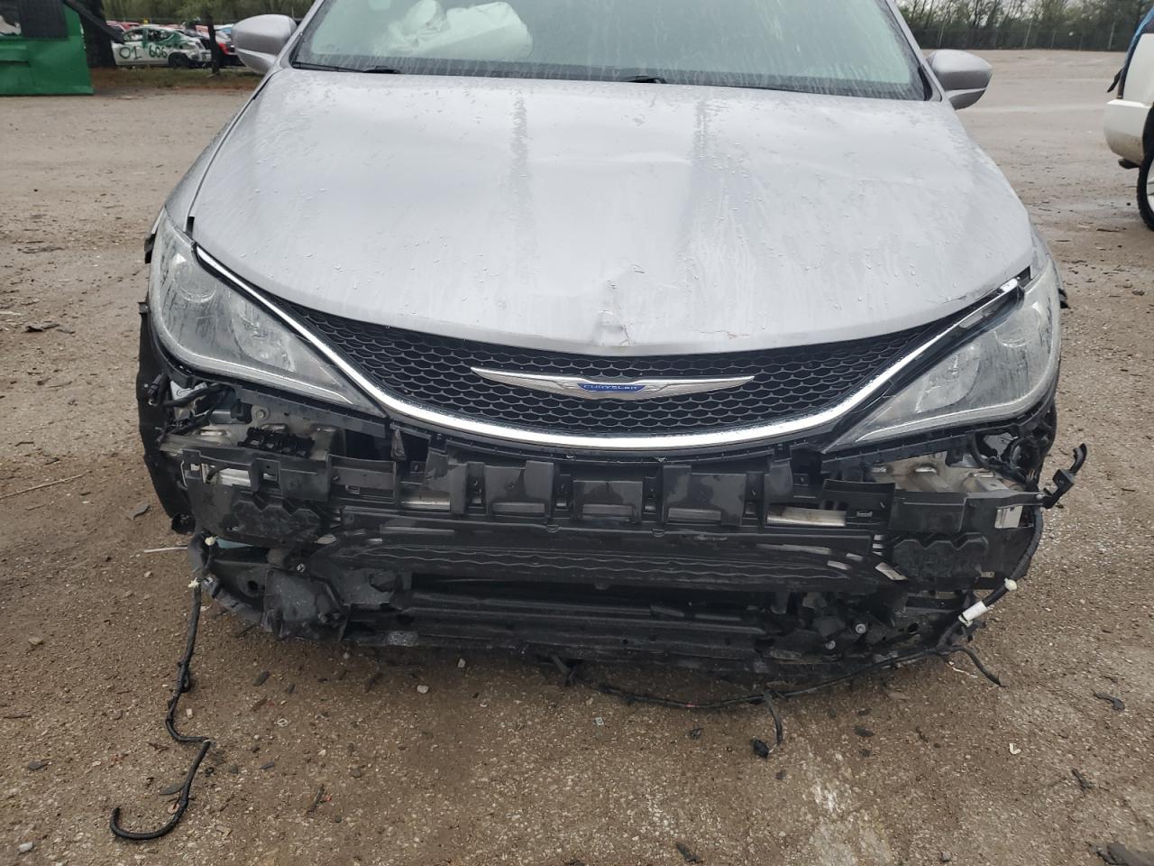 2019 Chrysler Pacifica Touring L VIN: 2C4RC1BG0KR560169 Lot: 46659344