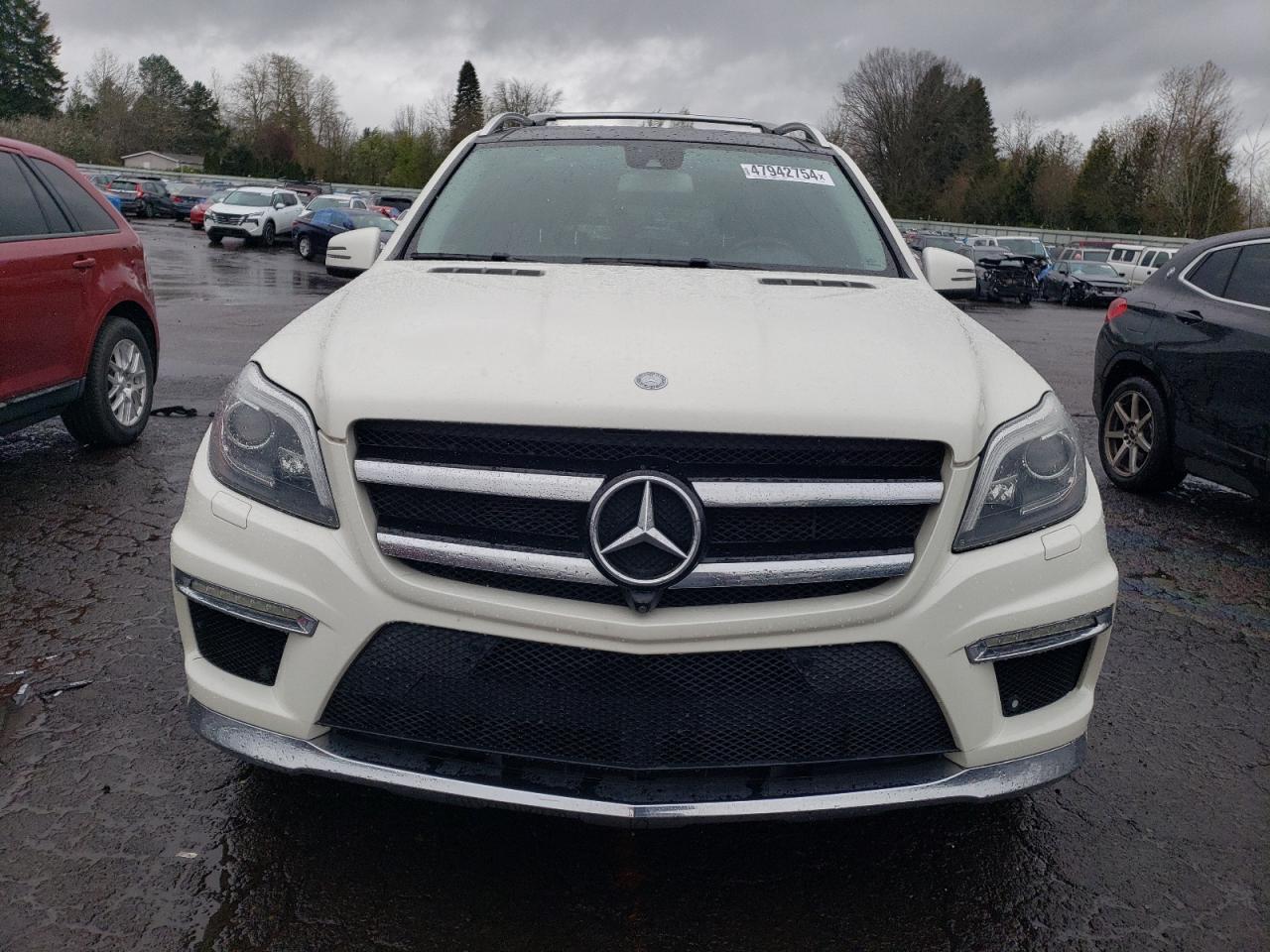 4JGDF7DE2FA528278 2015 Mercedes-Benz Gl 550 4Matic