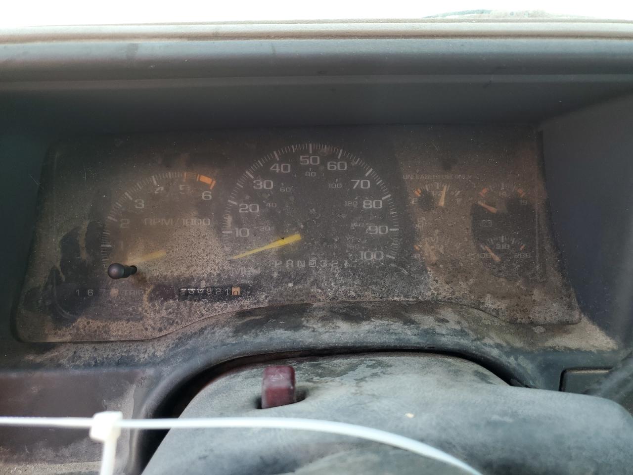 1996 Chevrolet Gmt-400 C1500 VIN: 2GCEC19M8T1223663 Lot: 46068254