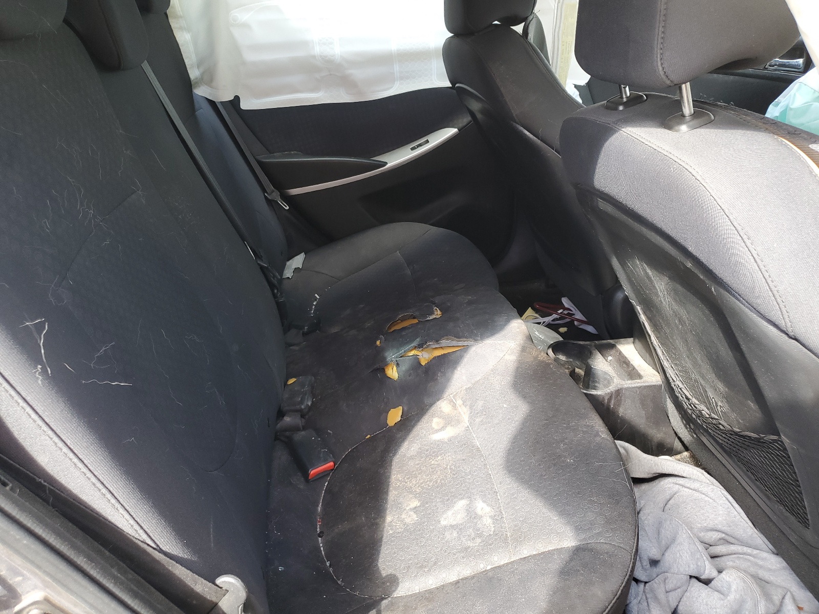 KMHCU5AE5EU161304 2014 Hyundai Accent Gls