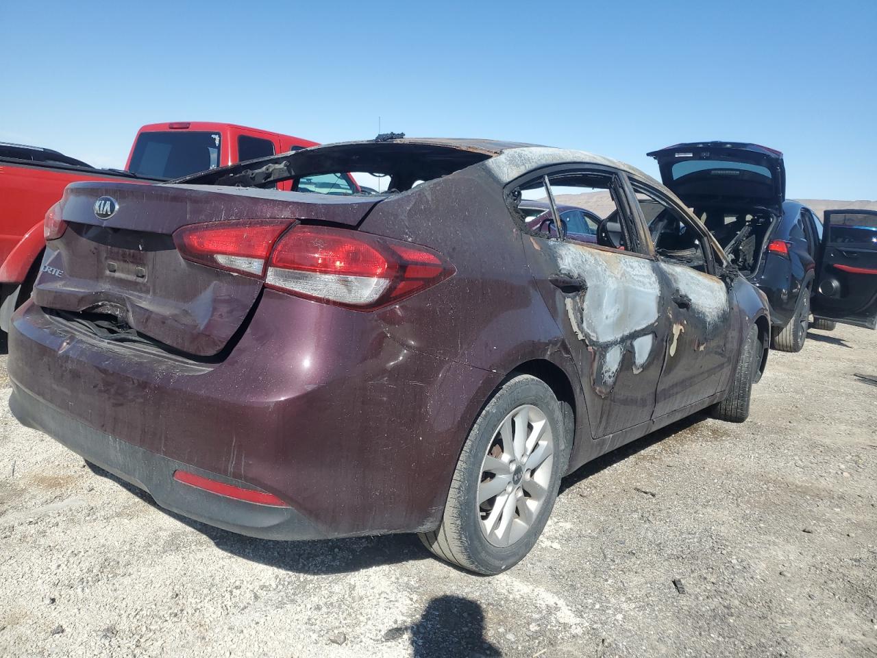 2017 Kia Forte - Image 3