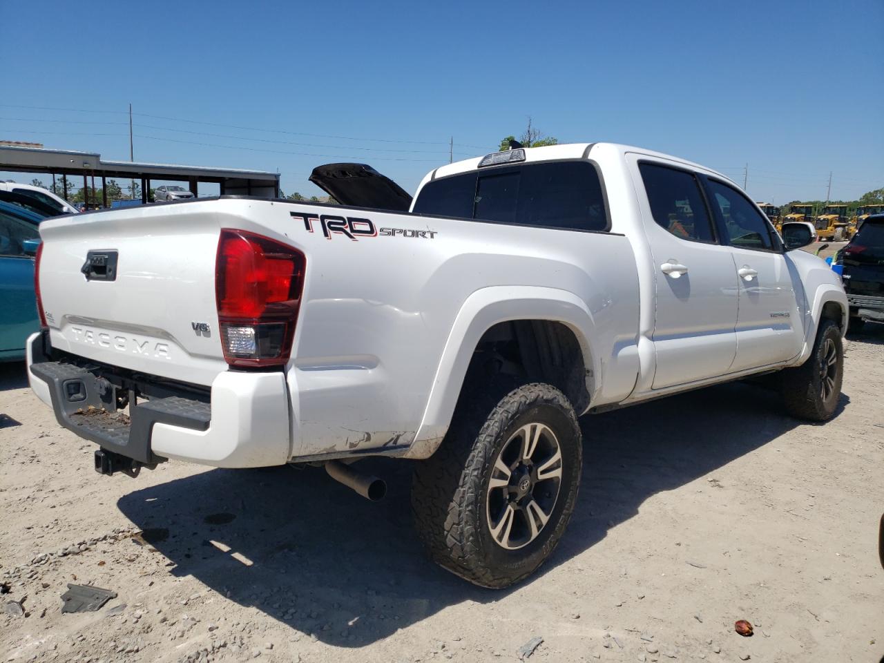 5TFBZ5DNXJX004390 2018 Toyota Tacoma Double Cab