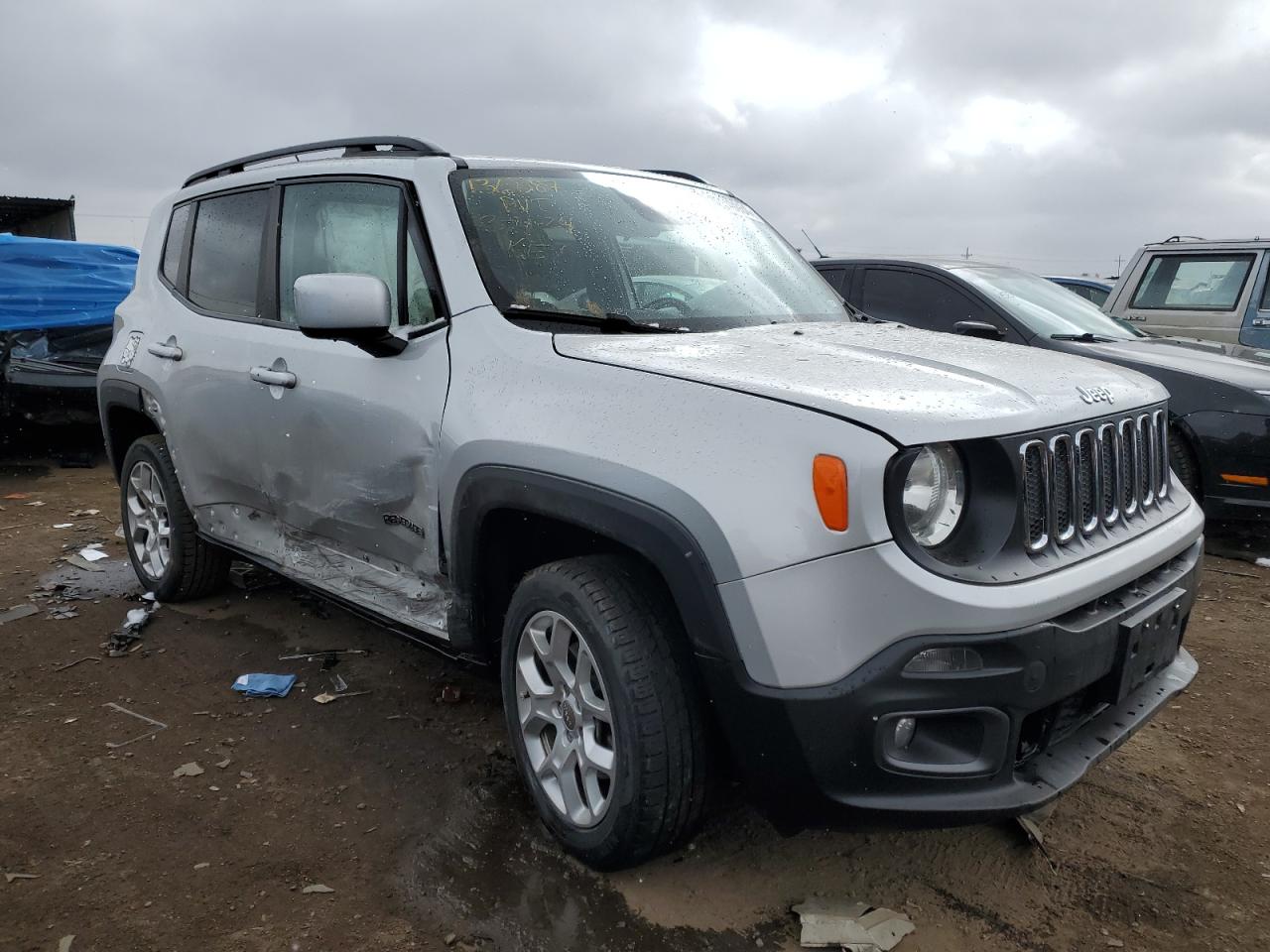2017 Jeep Renegade - Image 4