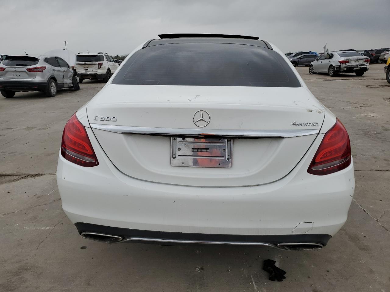 2015 Mercedes-Benz C 300 4Matic VIN: 55SWF4KB2FU007216 Lot: 46788264