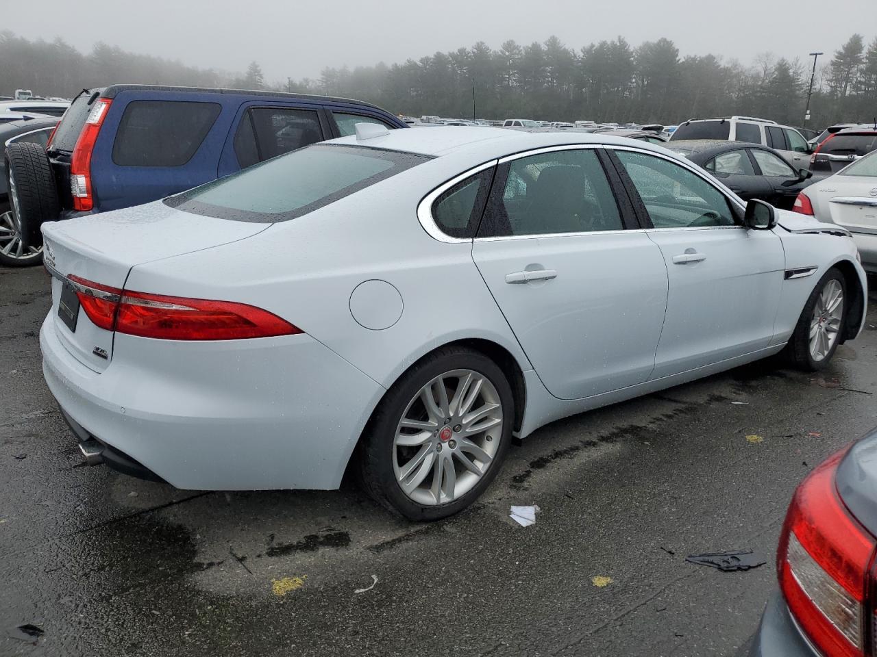 SAJBN4EV4JCY53315 2018 Jaguar Xf Portfolio Le