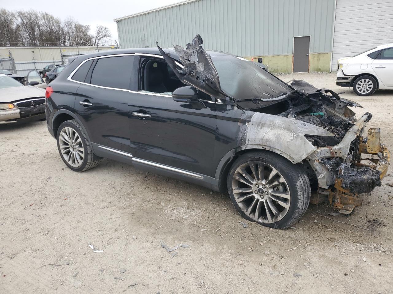 2LMTJ8LR5GBL75667 2016 Lincoln Mkx Reserve