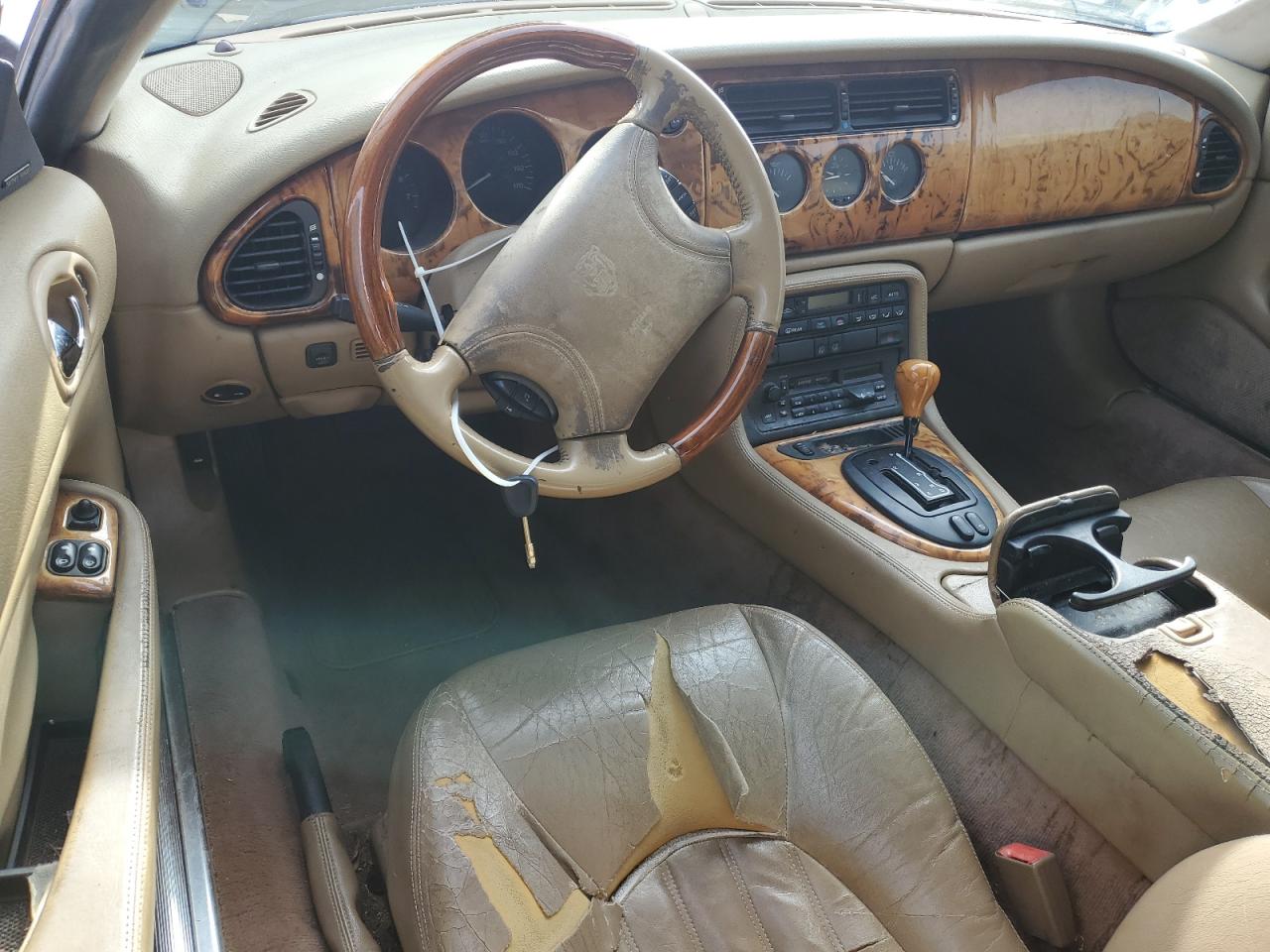 1997 Jaguar Xk8 VIN: SAJGX2749VC002352 Lot: 45891134