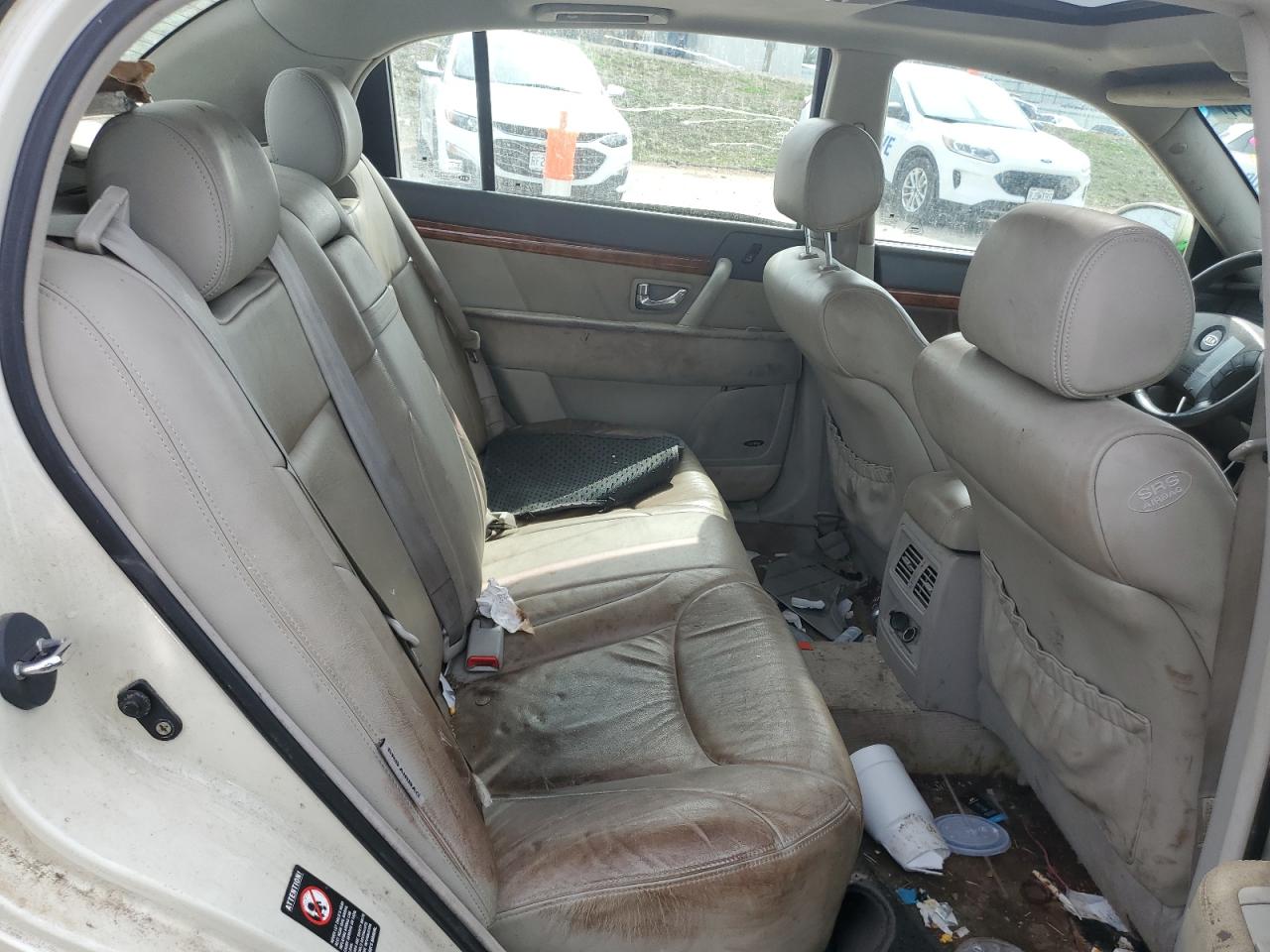 2004 Kia Amanti VIN: KNALD124645045764 Lot: 46434454